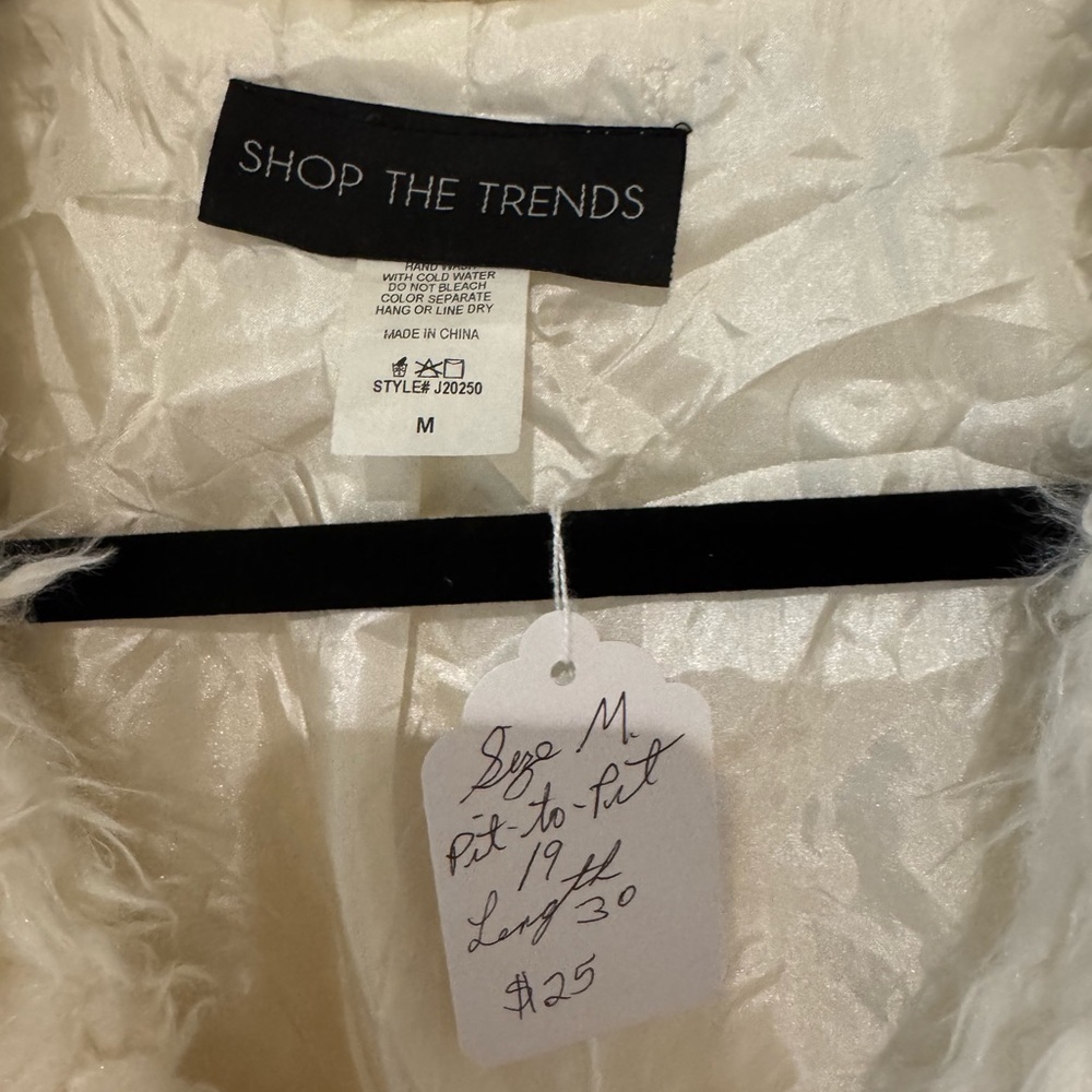 Chic Cream Teddy Jacket - Picture 3 of 4